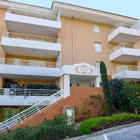 Apartment Le Domaine De La Baie-1 By Interhome *