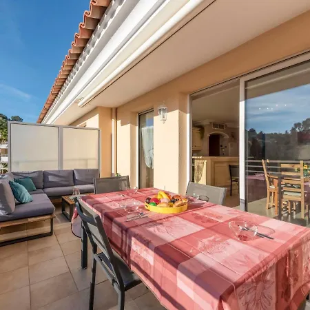 Apartment Le Domaine De La Baie-1 By Interhome *